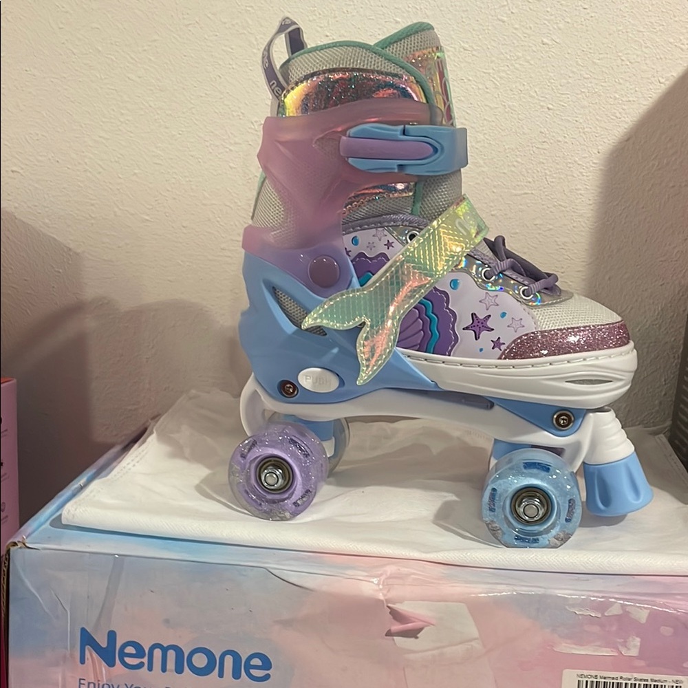 Colorful Nemone Roller Skates